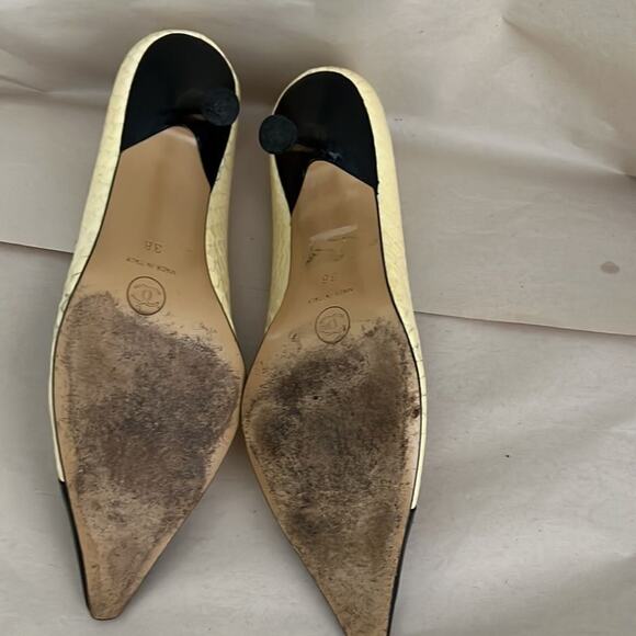 CHANEL VINTAGE SNAKESKIN PUMPS SIZE 8 - Picture 4 of 8